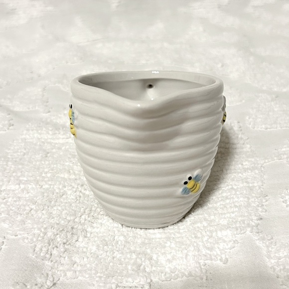 Home Essentials Bumble Bee Ceramic Sugar and Creamer Set - Picture 11 of 16